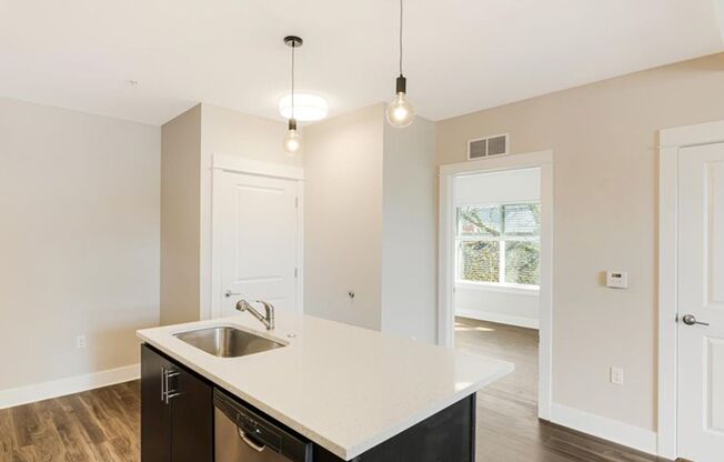 2 beds, 1 bath, 775 sqft, $1,995, Unit 306