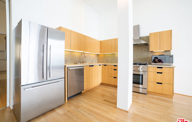 1 bed, 1 bath, 1,150 sqft, $4,950, Unit 2