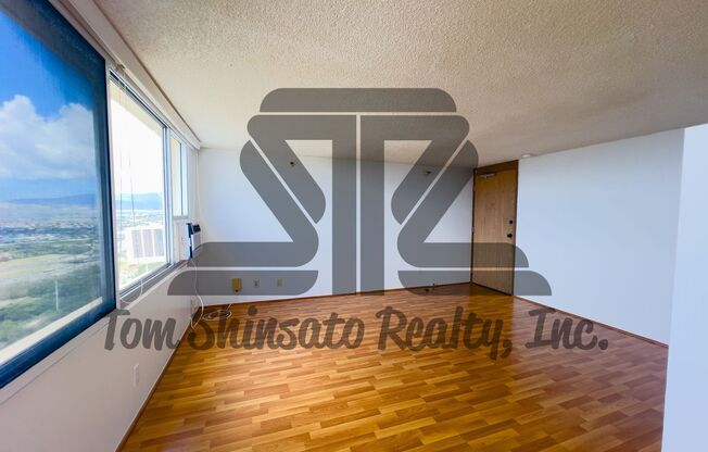 1BR / 1Bath / 1Pkg - Rental at Century Park Plaza!