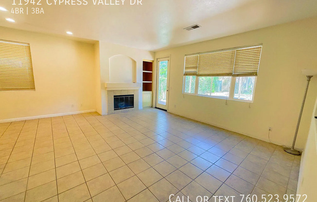11942 CYPRESS VLY