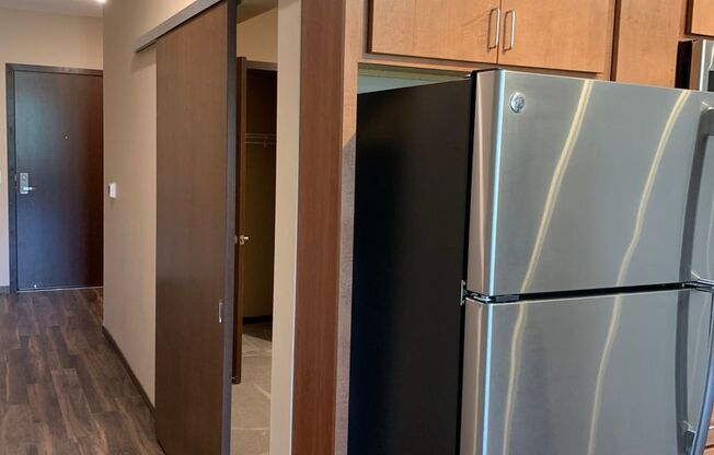1 bed, 1 bath, 612 sqft, $1,350, Unit 421 - Manhattan