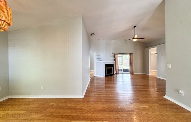 Beautifully upgraded 3/2 with double car garage!