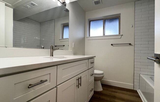 1 bed, 1 bath, 640 sqft, $1,410, Unit 660 S 800 E - 8