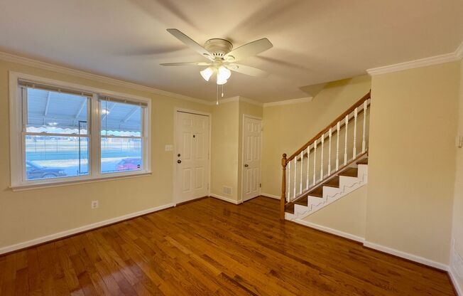 Charming 2 Bedroom Townhome in Dundalk!