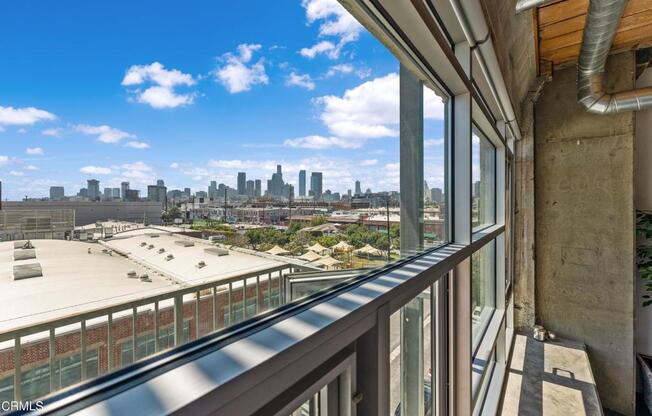 1 bed, 1 bath, 950 sqft, $3,700, Unit 427