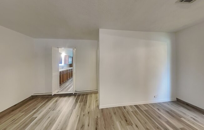 5455 S ACRES DR