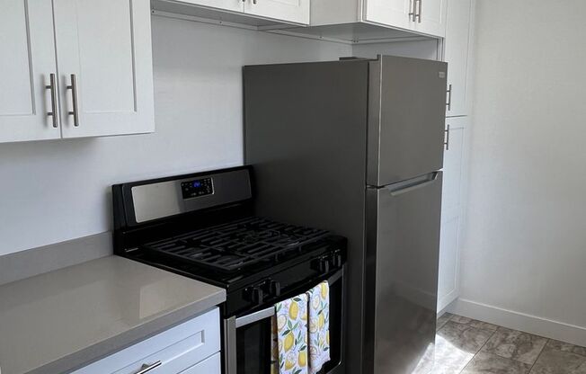 1 bed, 1 bath, 850 sqft, $3,375, Unit 23