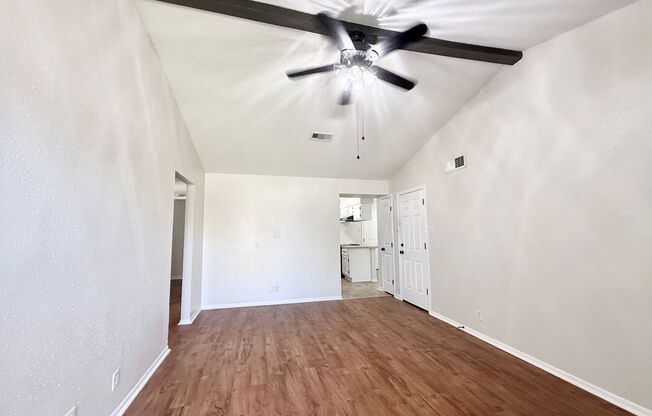 Very Cute 3/1/1 home in Angleton!!!