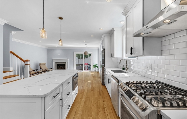 21 CRES RD