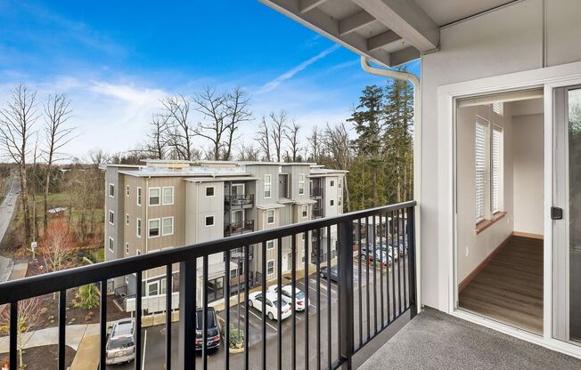3 beds, 2 baths, 1,021 sqft, $2,295, Unit 541-104