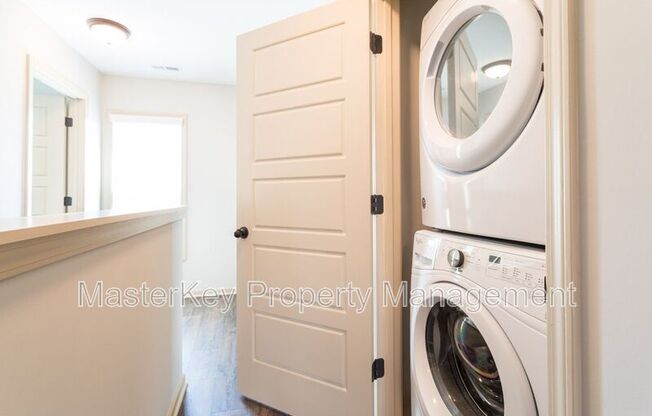 64 GRIFFITH PL