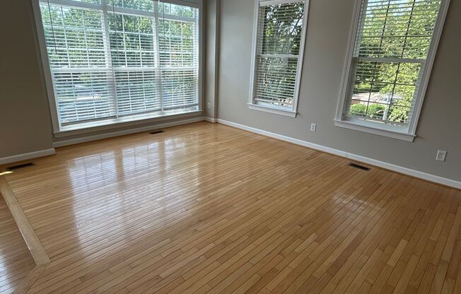 3 Bedroom | 3.5 Bathroom End Unit Morrisville Townhome