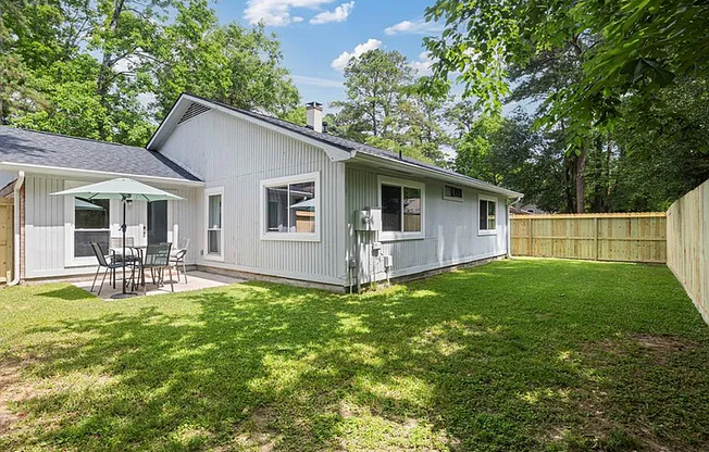 13 LEVERWOOD CT