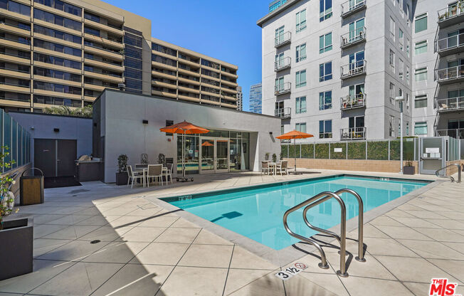 1 bed, 1 bath, 820 sqft, $2,950, Unit 731