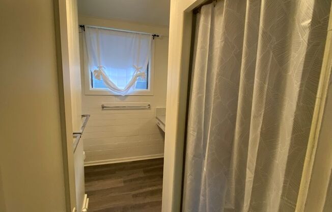 1 bed, 1 bath, $1,650