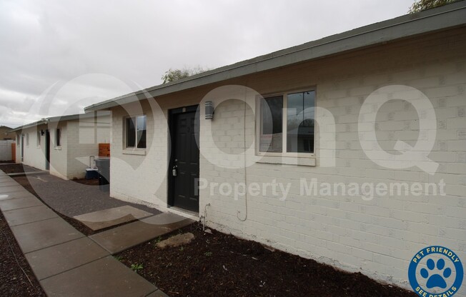 1103 W SHERMAN ST