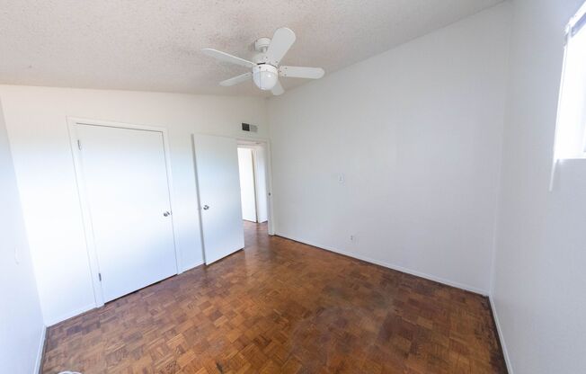 5 beds, 2 baths, $3,495