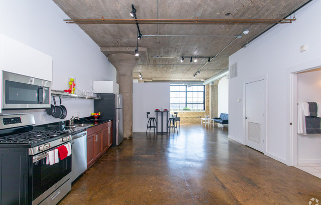 2625 W WASHINGTON BLVD