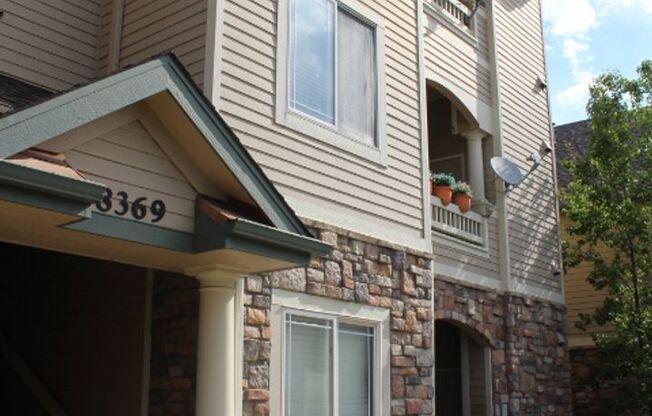 Deer Creek - 2nd Floor 2 bedroom/2 Bath Condo!