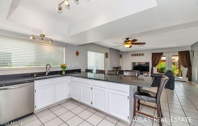 4145 W BLUEFIELD AVE