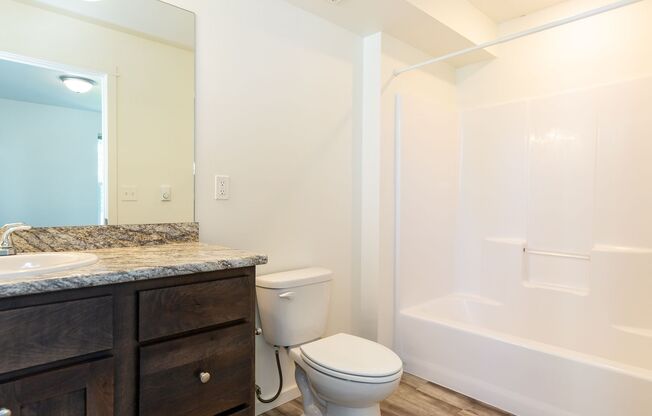 2 beds, 2 baths, 952 sqft, $1,695, Unit 96-301