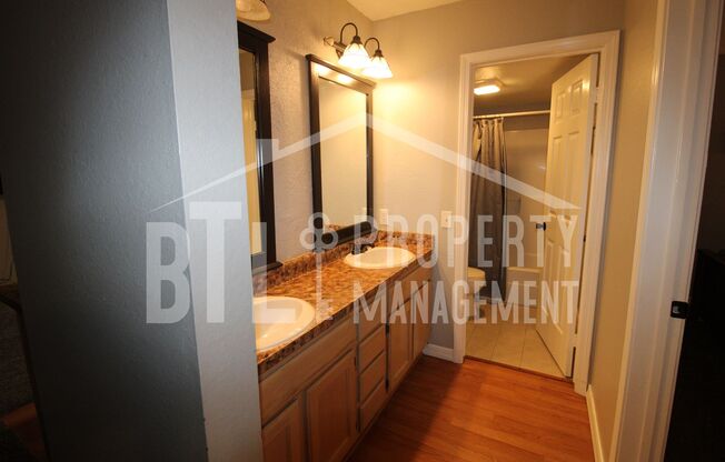 1 bed, 1 bath, $1,200, Unit Unit 3