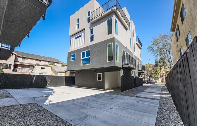 5265 CARTWRIGHT AVE