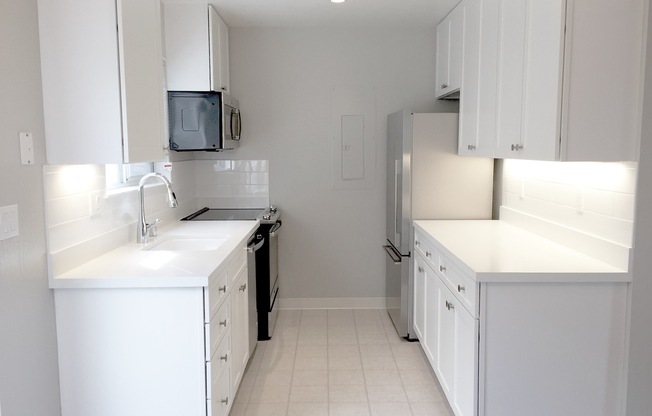 2 beds, 1.5 baths, 1,000 sqft, $3,295, Unit 58