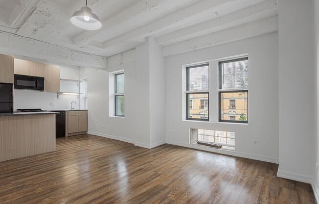 2 beds, 1 bath, 562 sqft, $2,300, Unit 402