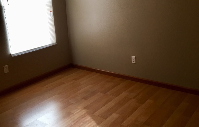 3 beds, 1 bath, $1,795