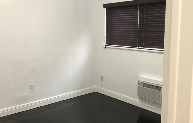 1 bed, 1 bath, 530 sqft, $1,980, Unit 05