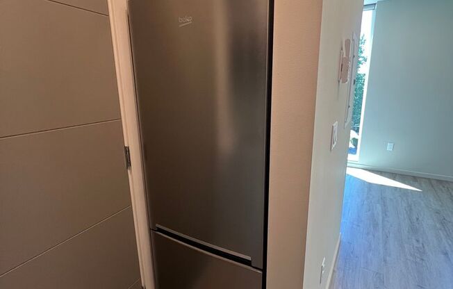 Studio, 1 bath, 285 sqft, $1,325, Unit 310