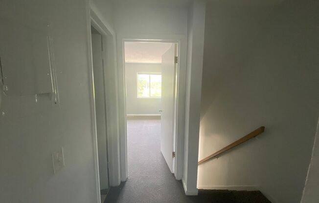 Matterhorn Townhomes - 2 bedroom 1.5 bathroom Townhome Near WMU