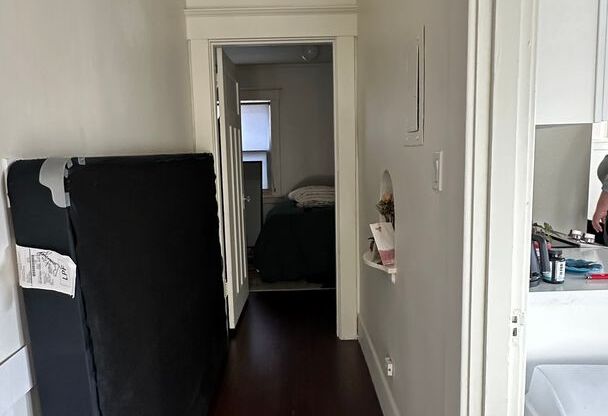Devoe Apartments