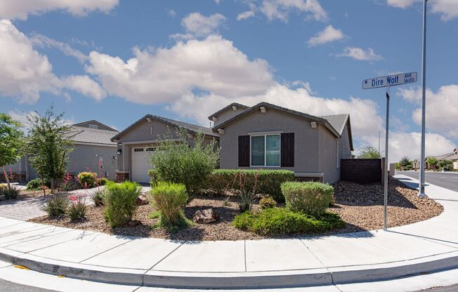 Newer single story close to the 215 in North Las Vegas