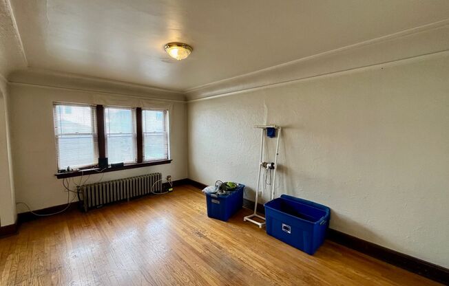 1420 E Capitol Drive