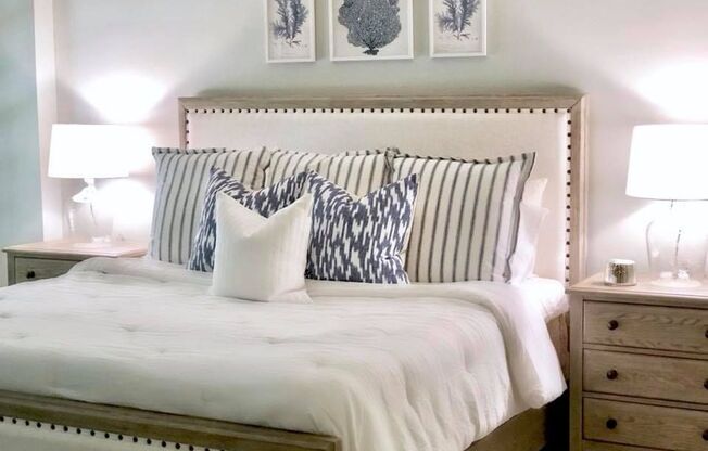 2 beds, 2.5 baths, 1,080 sqft, $3,595, Unit 27A