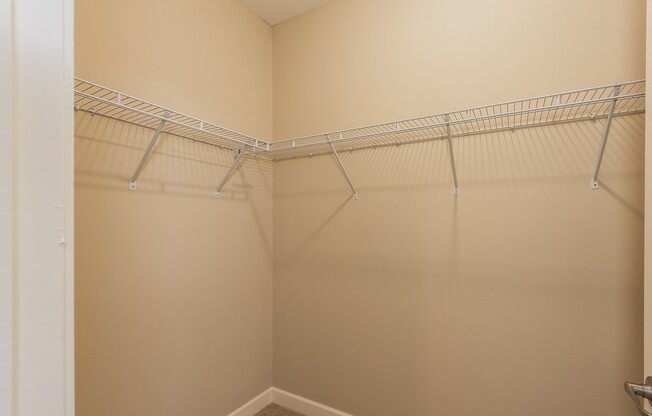 1 bed, 1 bath, 863 sqft, $1,330, Unit 3FP5213