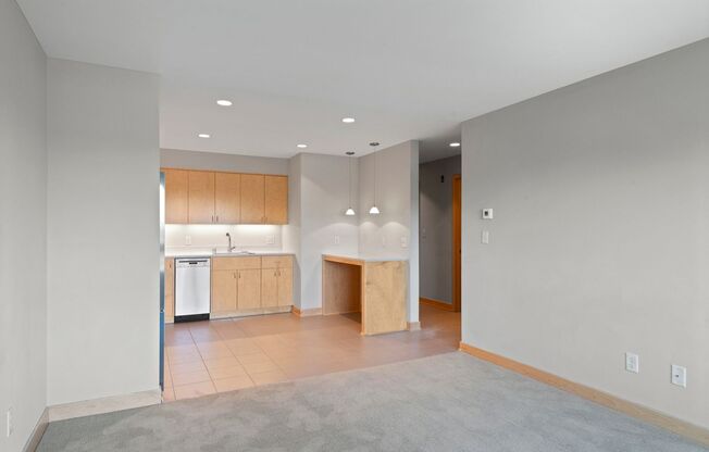 1 bed, 1 bath, 625 sqft, $1,405