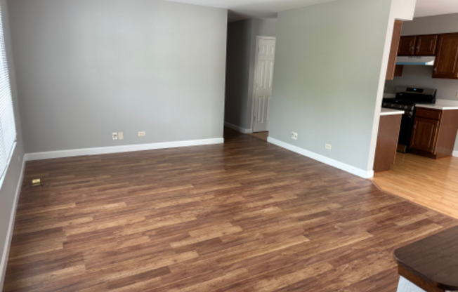425 FERNWOOD CT