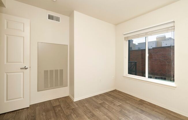 1 bed, 1 bath, 658 sqft, $1,995, Unit 5-A