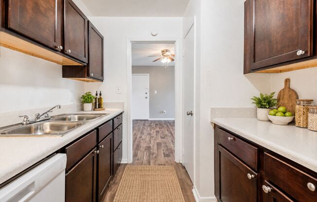 2 beds, 1 bath, 987 sqft, $1,399, Unit 2288-02