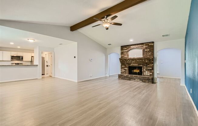 Stunning 4 bedroom for rent, mature trees, large covered patio!