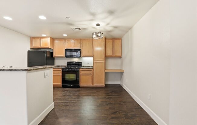 1 bed, 1 bath, 784 sqft, $2,000, Unit 1513