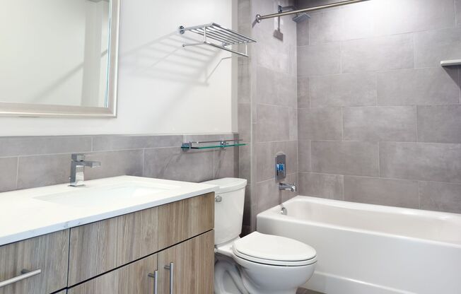 1 bed, 1 bath, $5,000, Unit 505