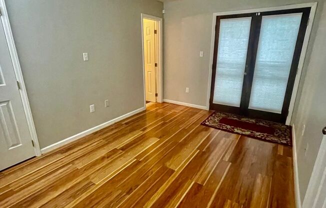 Welcome to this stunning 3-bedroom, 2-bathroom Condominium located in the vibrant city of Charlotte, NC