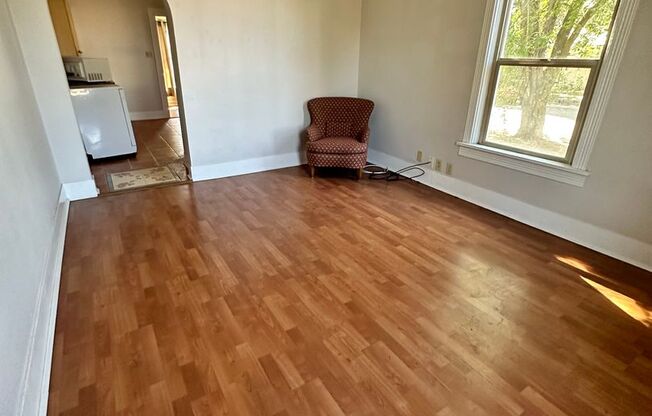 306 W 6th Ave