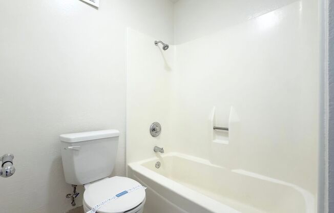 1 bed, 1 bath, $1,950, Unit Unit 71