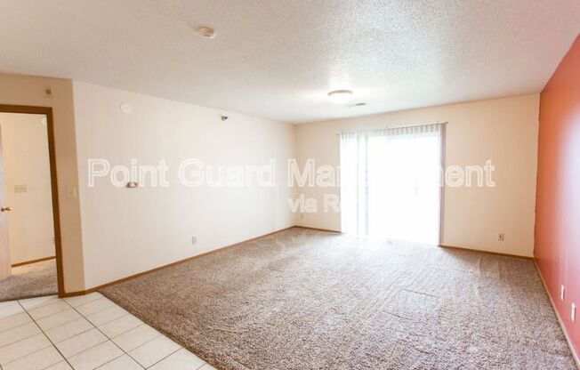 2608 N CAREER AVE