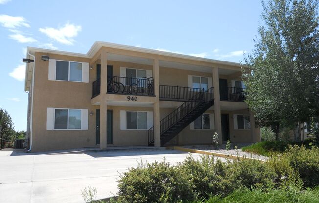 847-6 PRESS 940 VILLAGE CIR #A - D